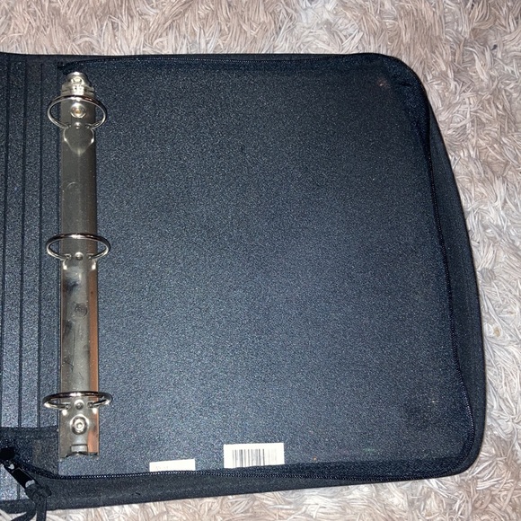 M&Ms Mead zipper three ring binder - Picture 7 of 12